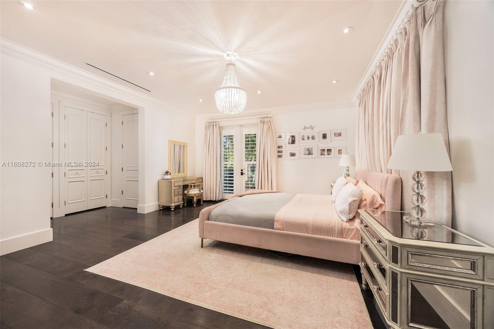 PALM MIAMI AMD - Residential