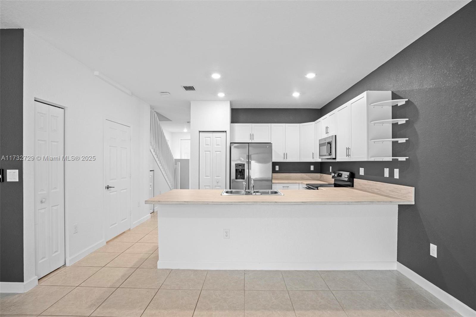 AQUABELLA NORTH REPLAT - Residential
