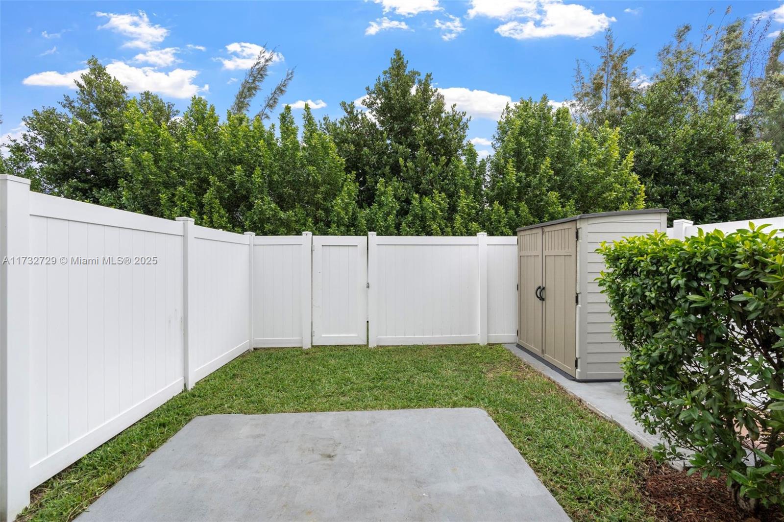 AQUABELLA NORTH REPLAT - Residential
