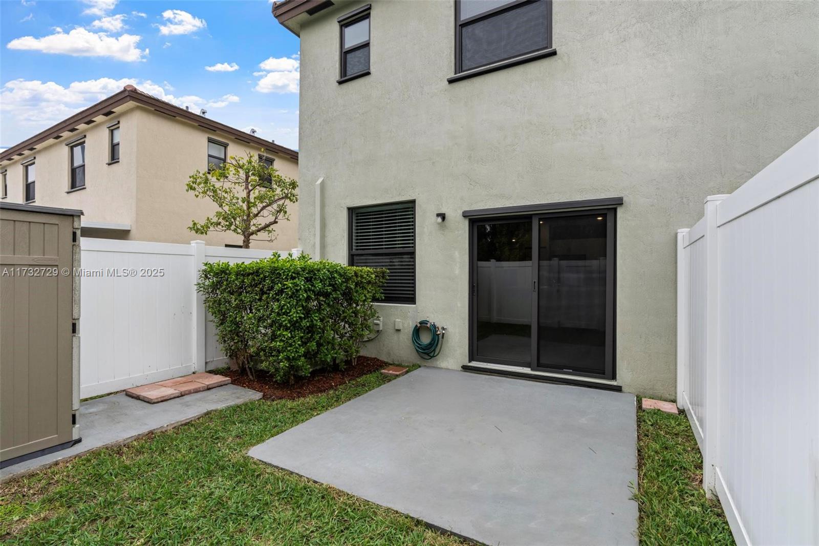 AQUABELLA NORTH REPLAT - Residential