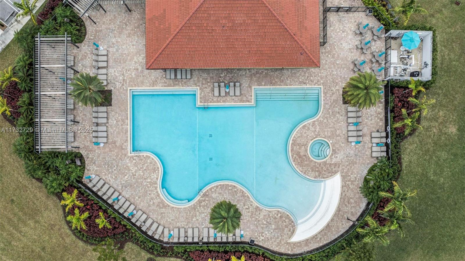 AQUABELLA NORTH REPLAT - Residential
