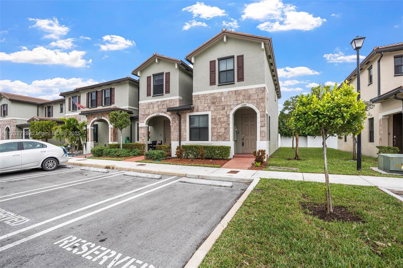 AQUABELLA NORTH REPLAT - Residential