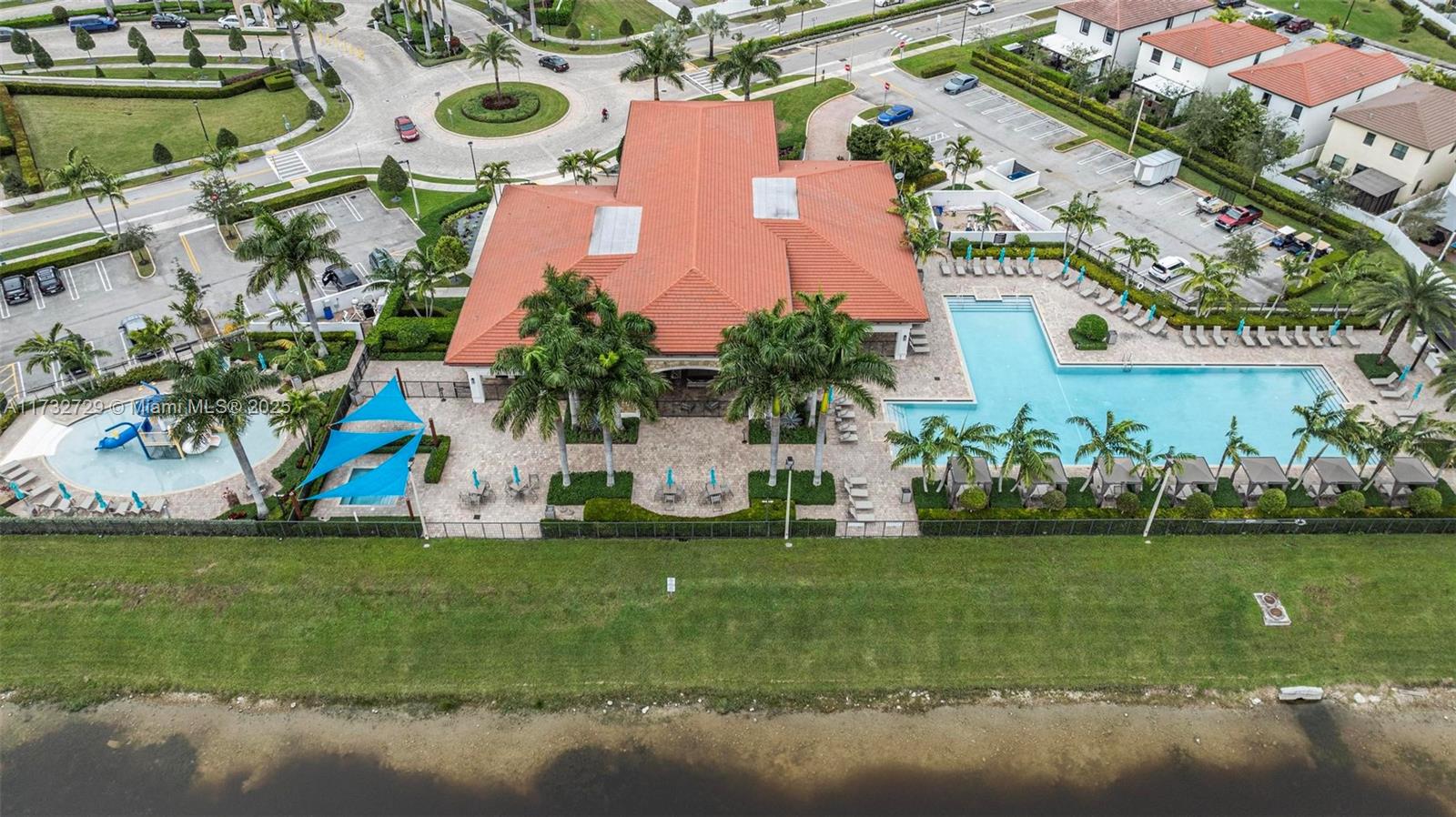 AQUABELLA NORTH REPLAT - Residential