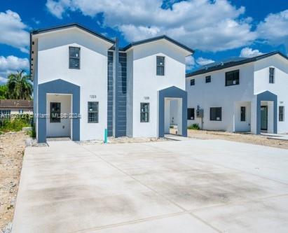 1223-1225 NW 9 AVE CONDO - Residential