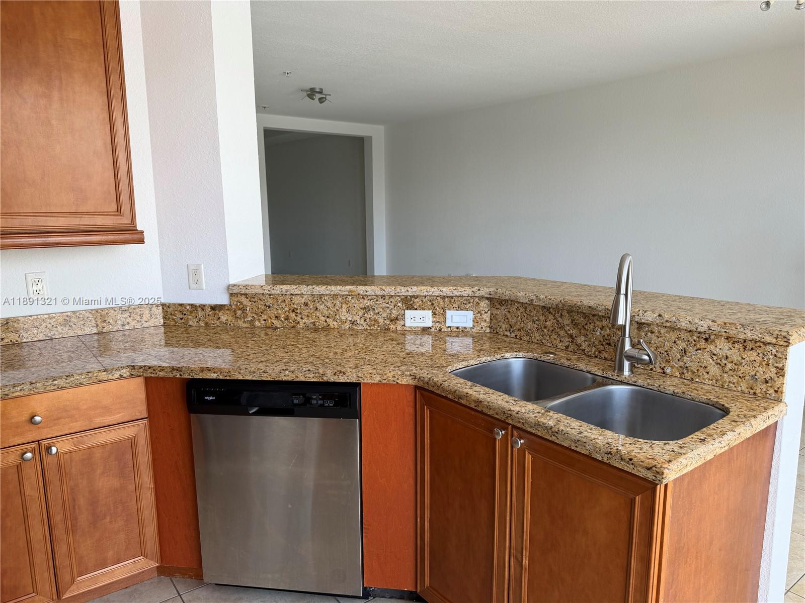Coral Gables Douglas - Residential Lease