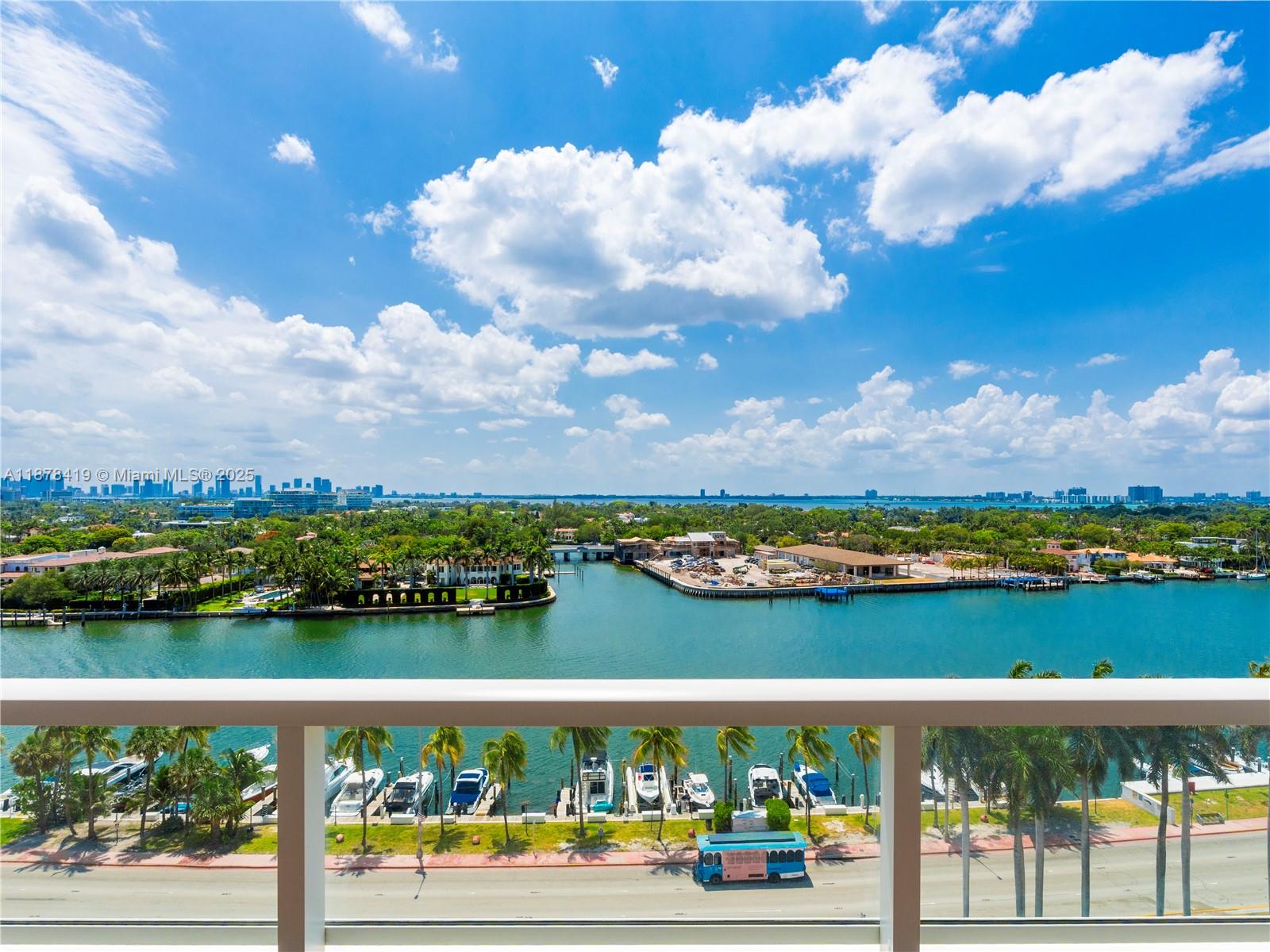 THE CARRIAGE CLUB NORTH C - Residential