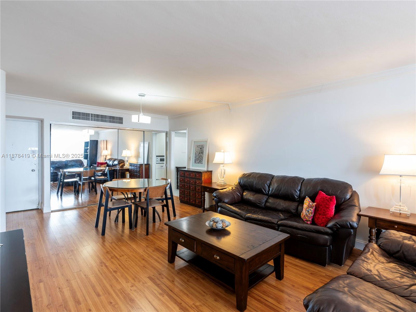 THE CARRIAGE CLUB NORTH C - Residential