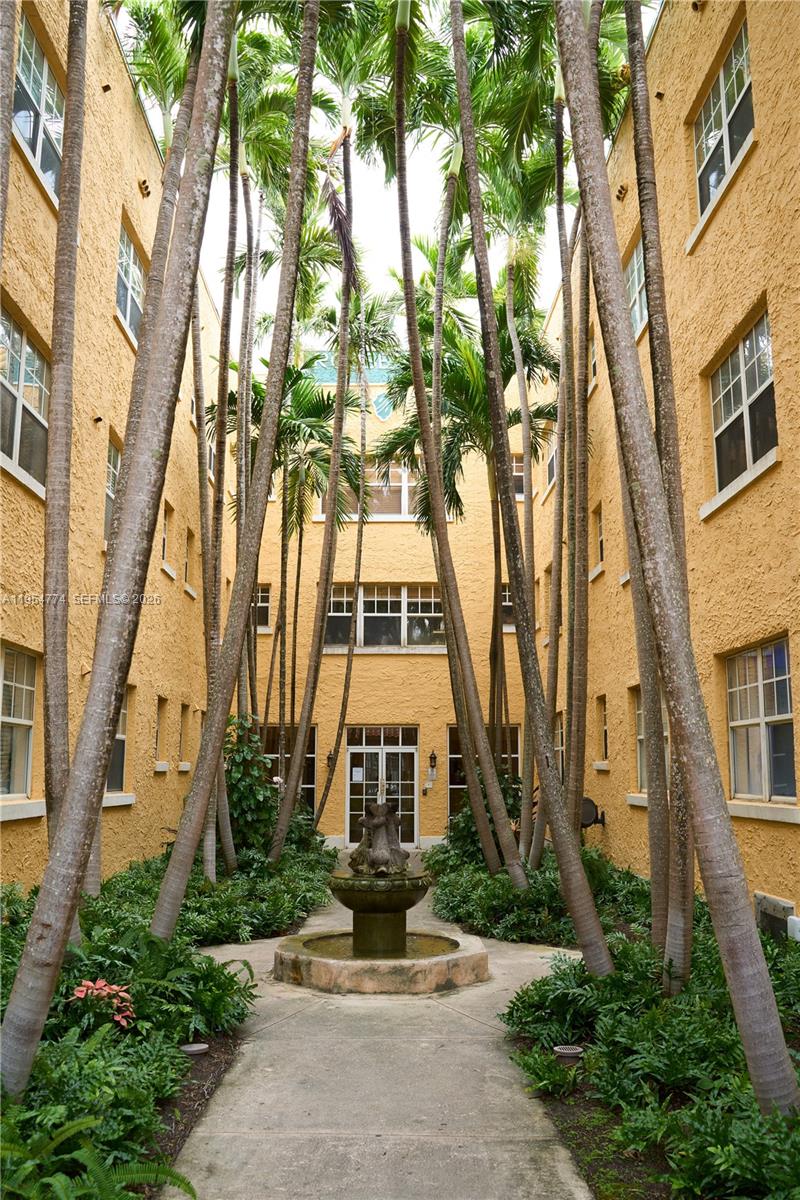 THE ROOSEVELT CONDO - Residential