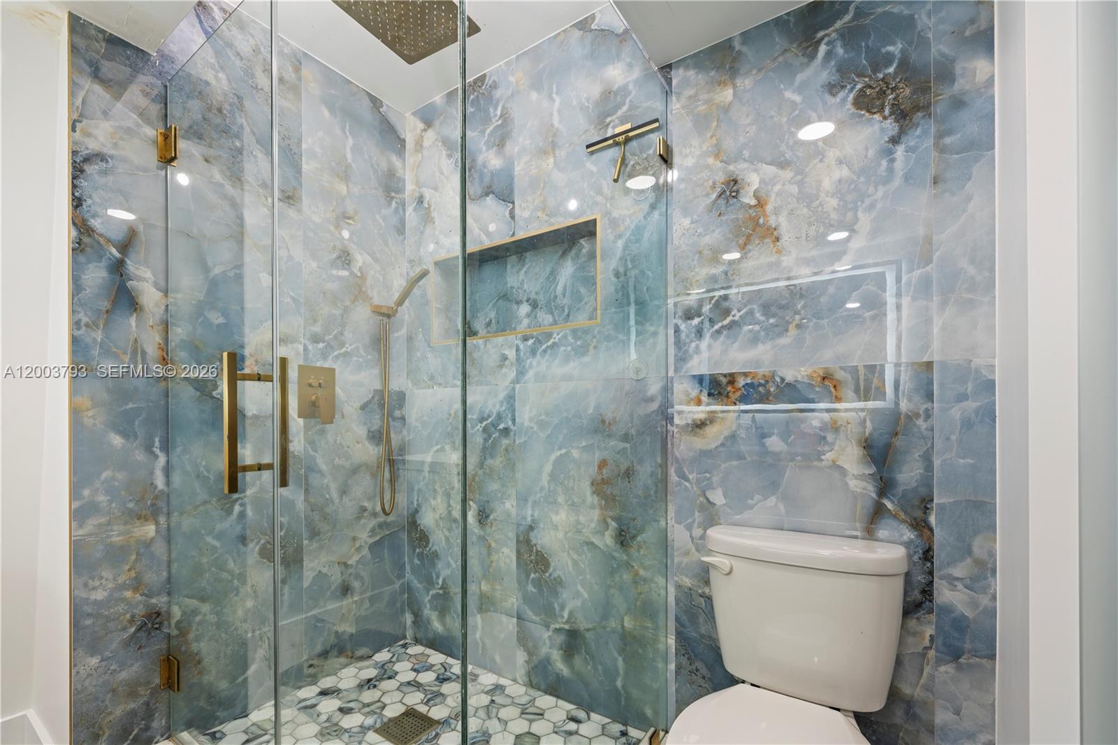 ROCK CREEK PHASE TWO - Residential