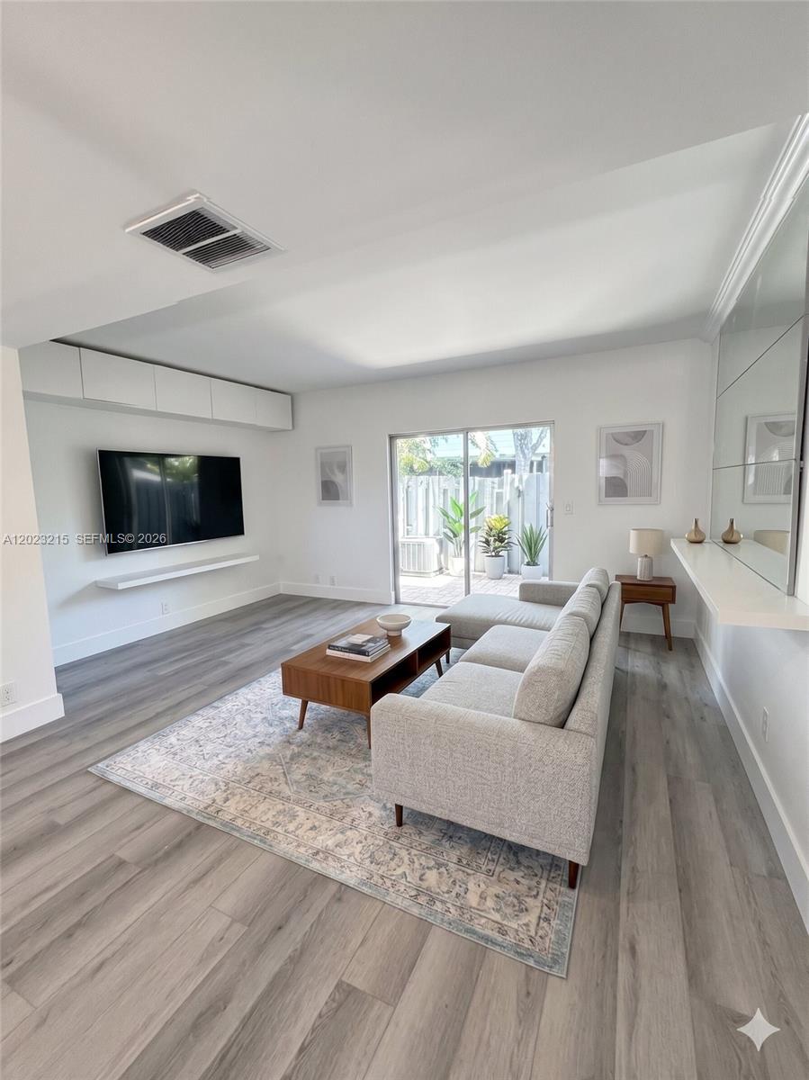 CYPRESS-THIRD PLAT - Residential Lease