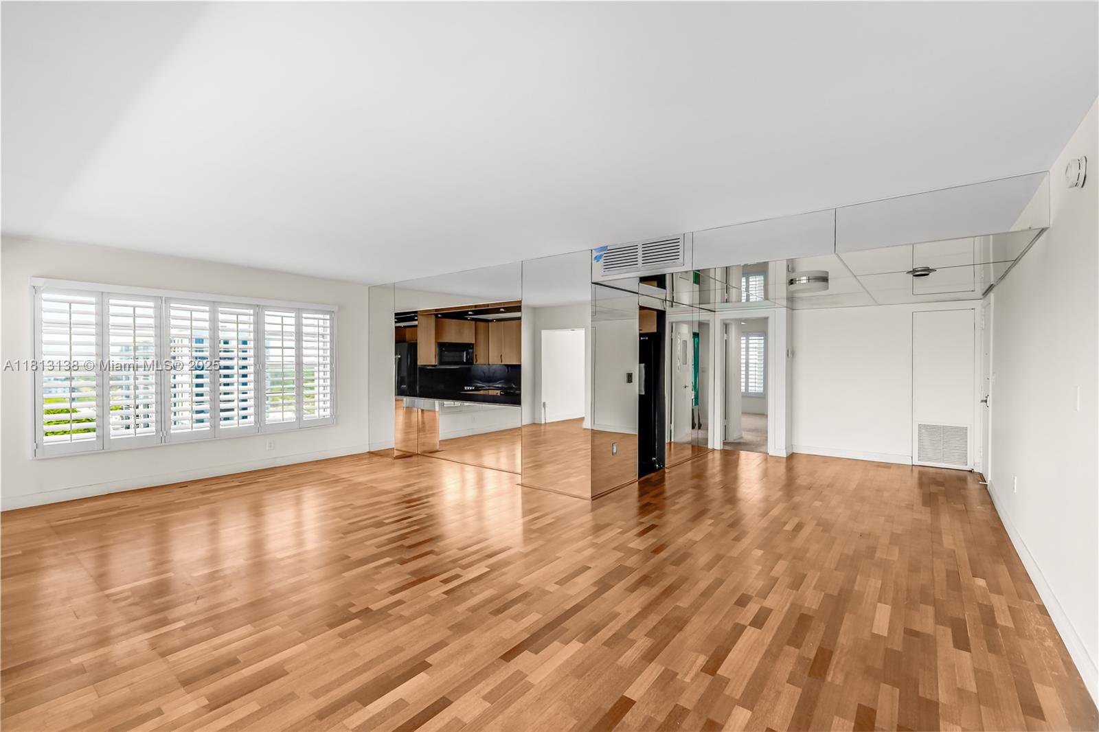 11111 Biscayne Blvd 16G