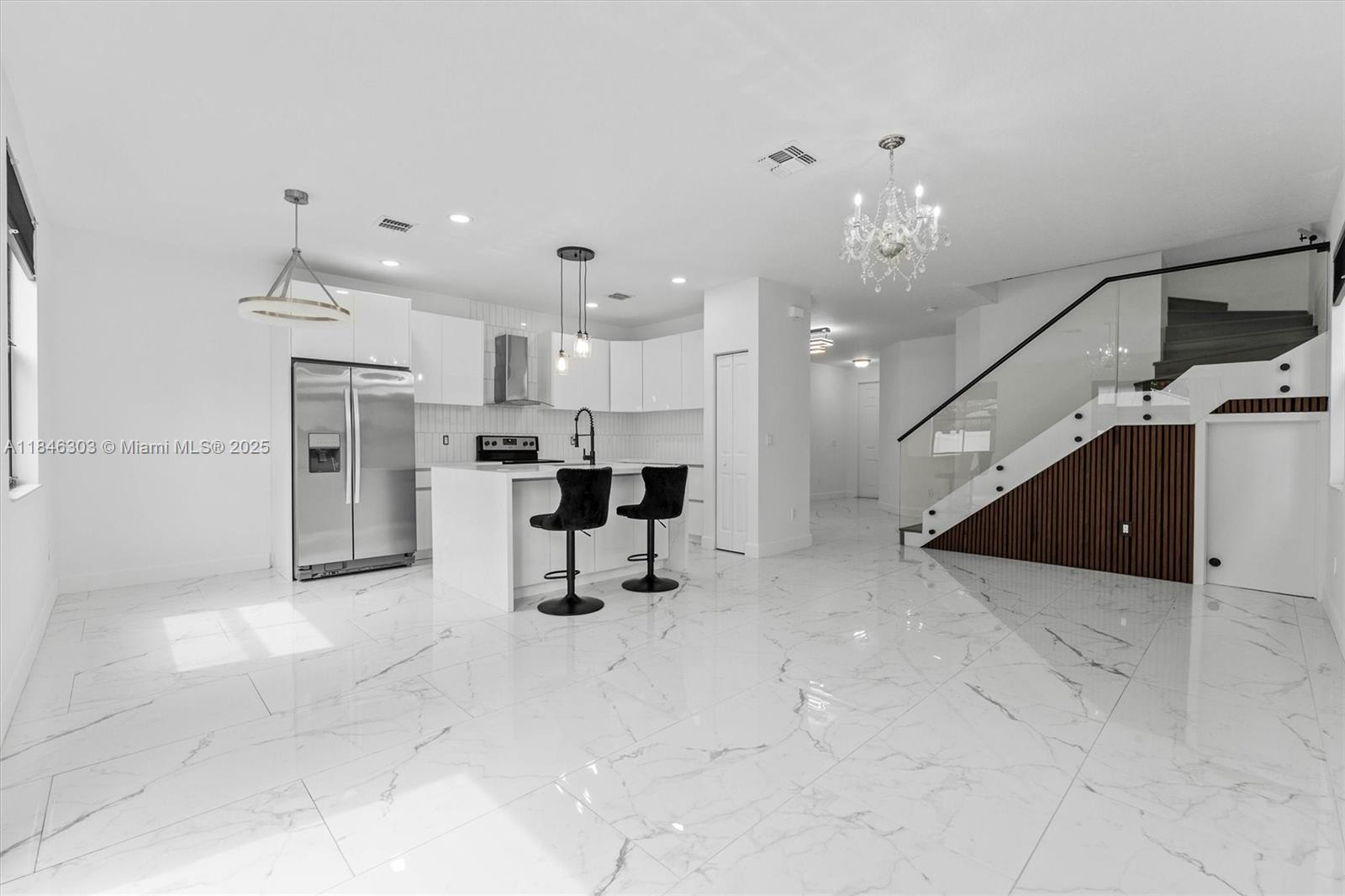4814 NW 56th Ct
