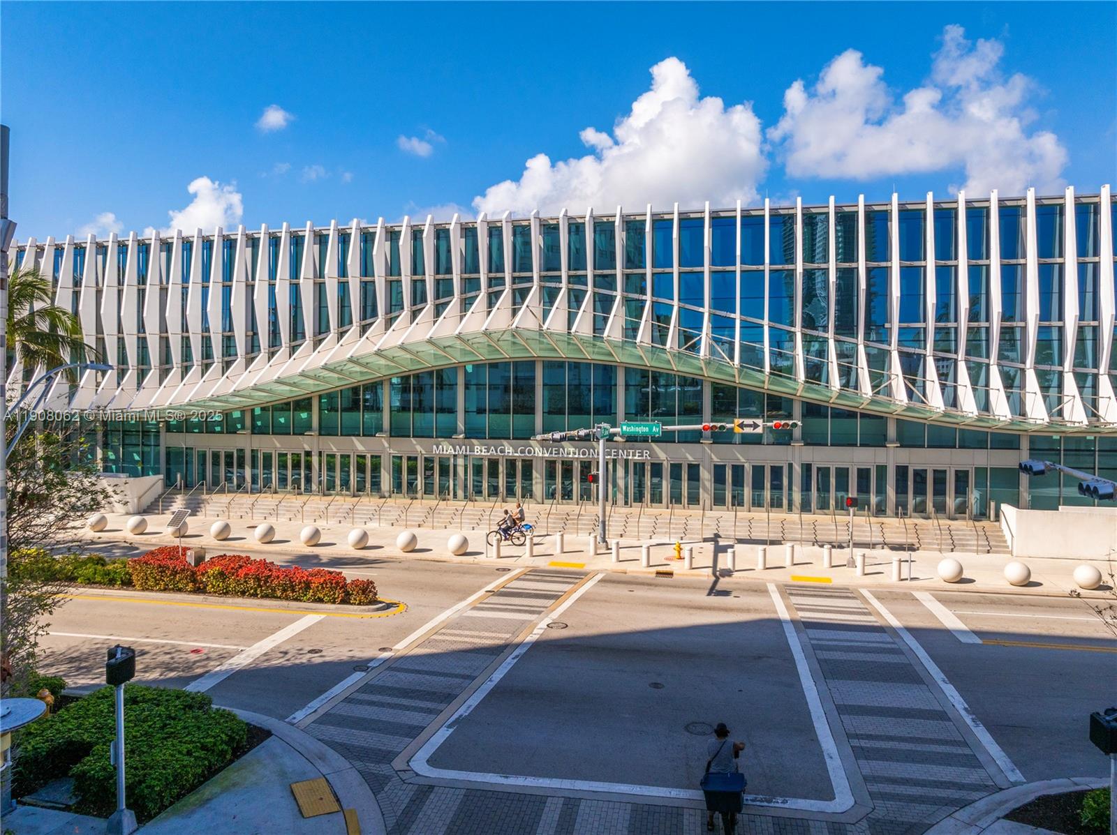 LUNAMAR LOFTS AT LINCOLN - Residential