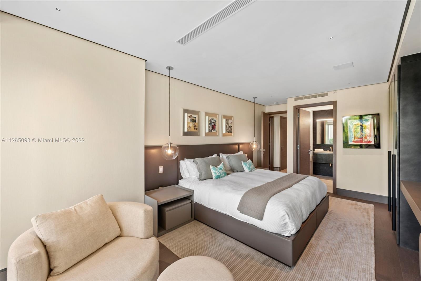 5000 BAYVIEW AT FISHER IS - Residential