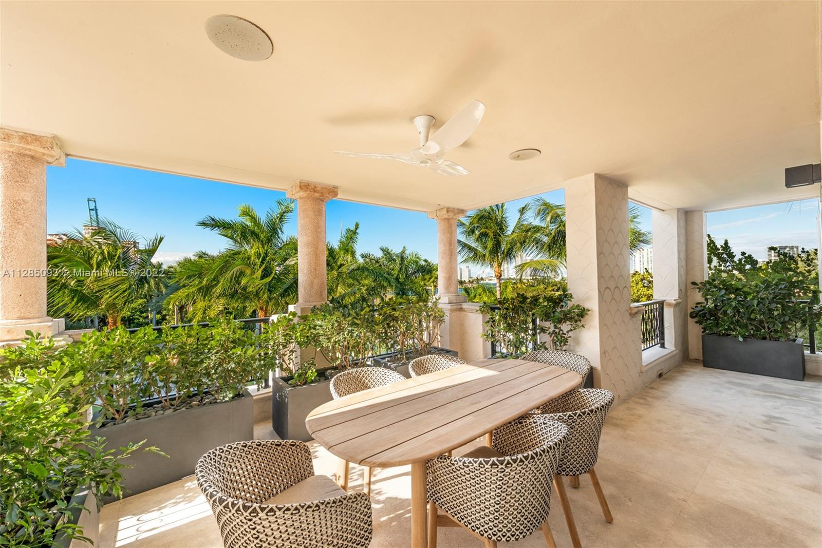 5000 BAYVIEW AT FISHER IS - Residential