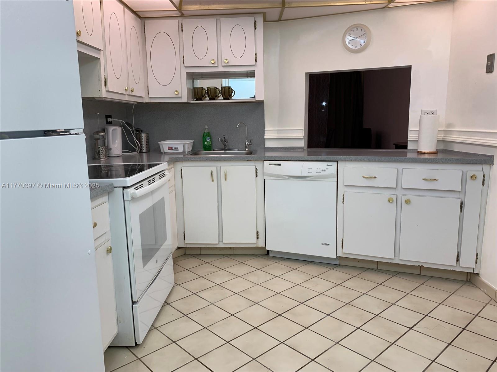 JADE WINDS GROUP ALLAMAND - Residential