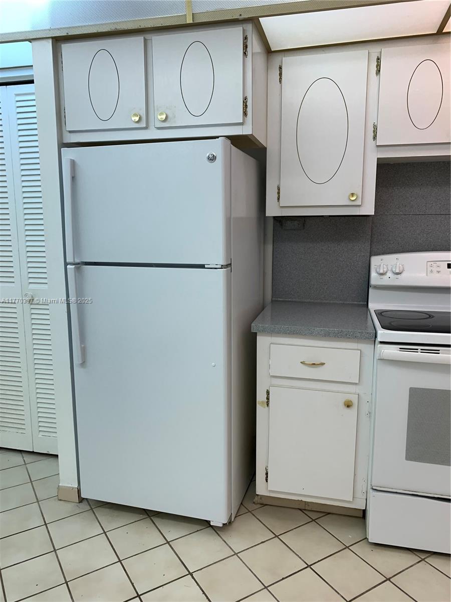 JADE WINDS GROUP ALLAMAND - Residential