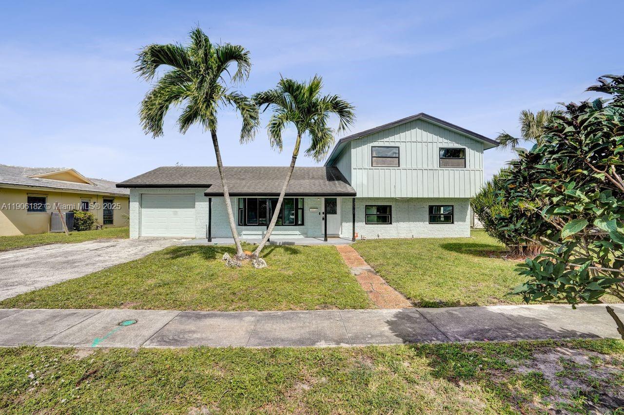 WESTFIELD AT WPB - Residential