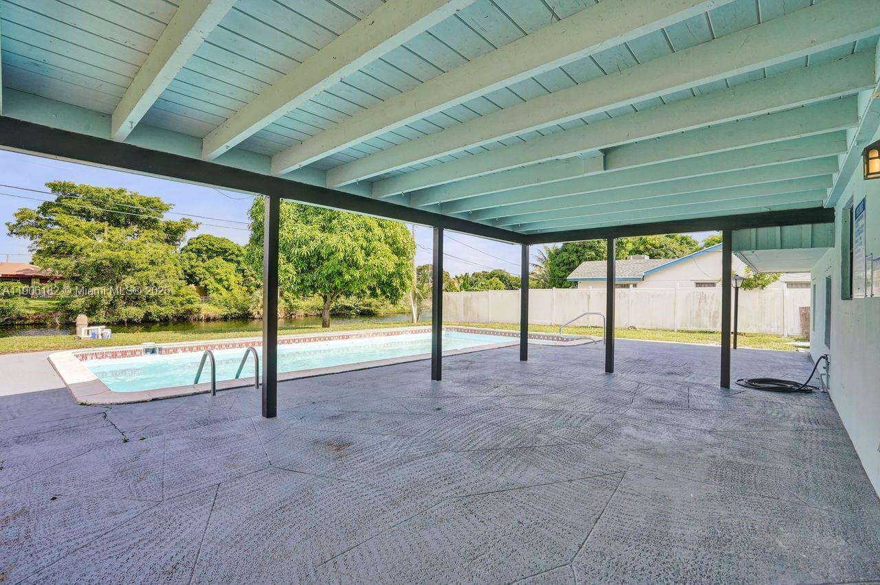 WESTFIELD AT WPB - Residential