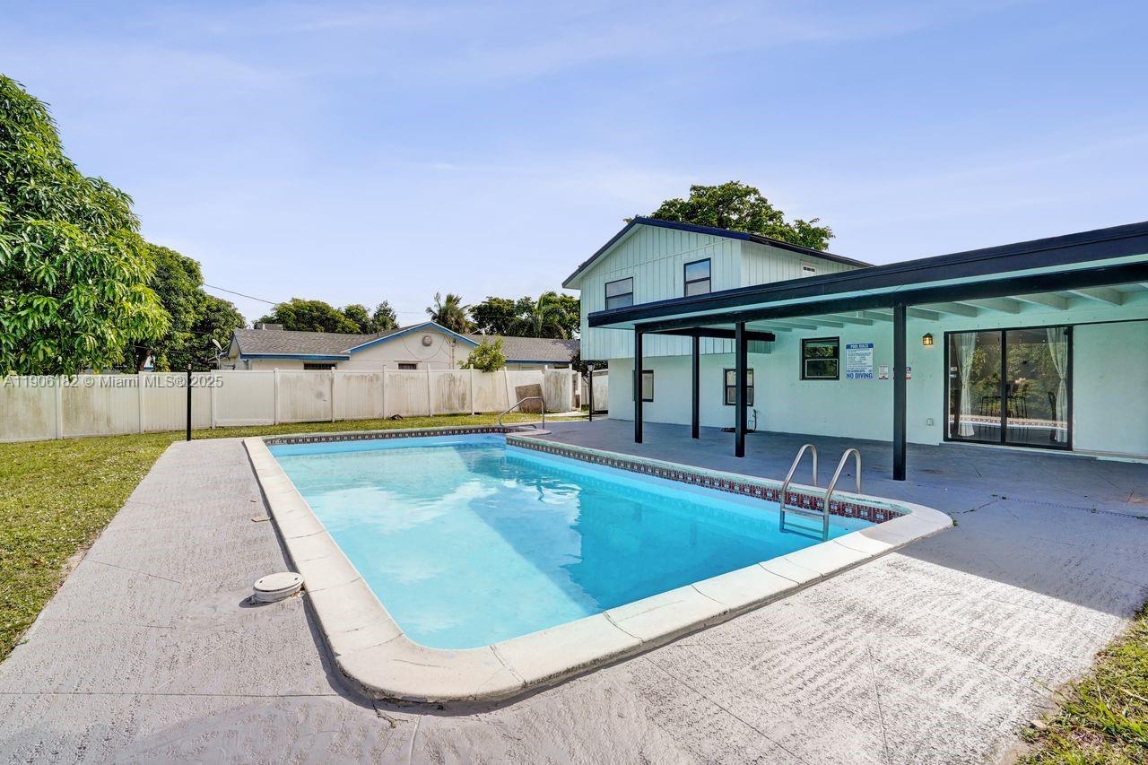 WESTFIELD AT WPB - Residential