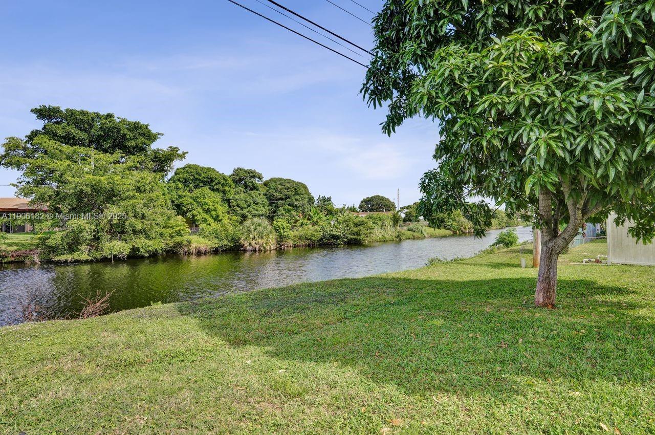 WESTFIELD AT WPB - Residential