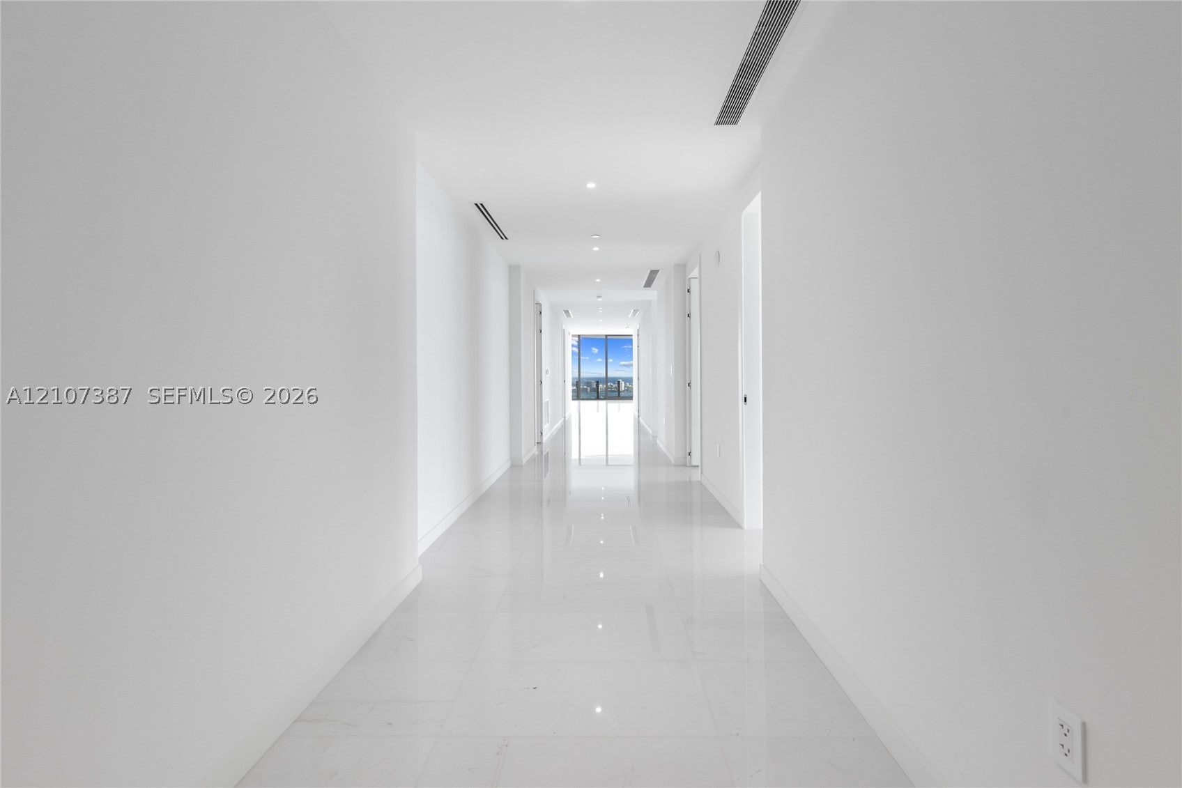 300 Biscayne Boulevard Way 4901E