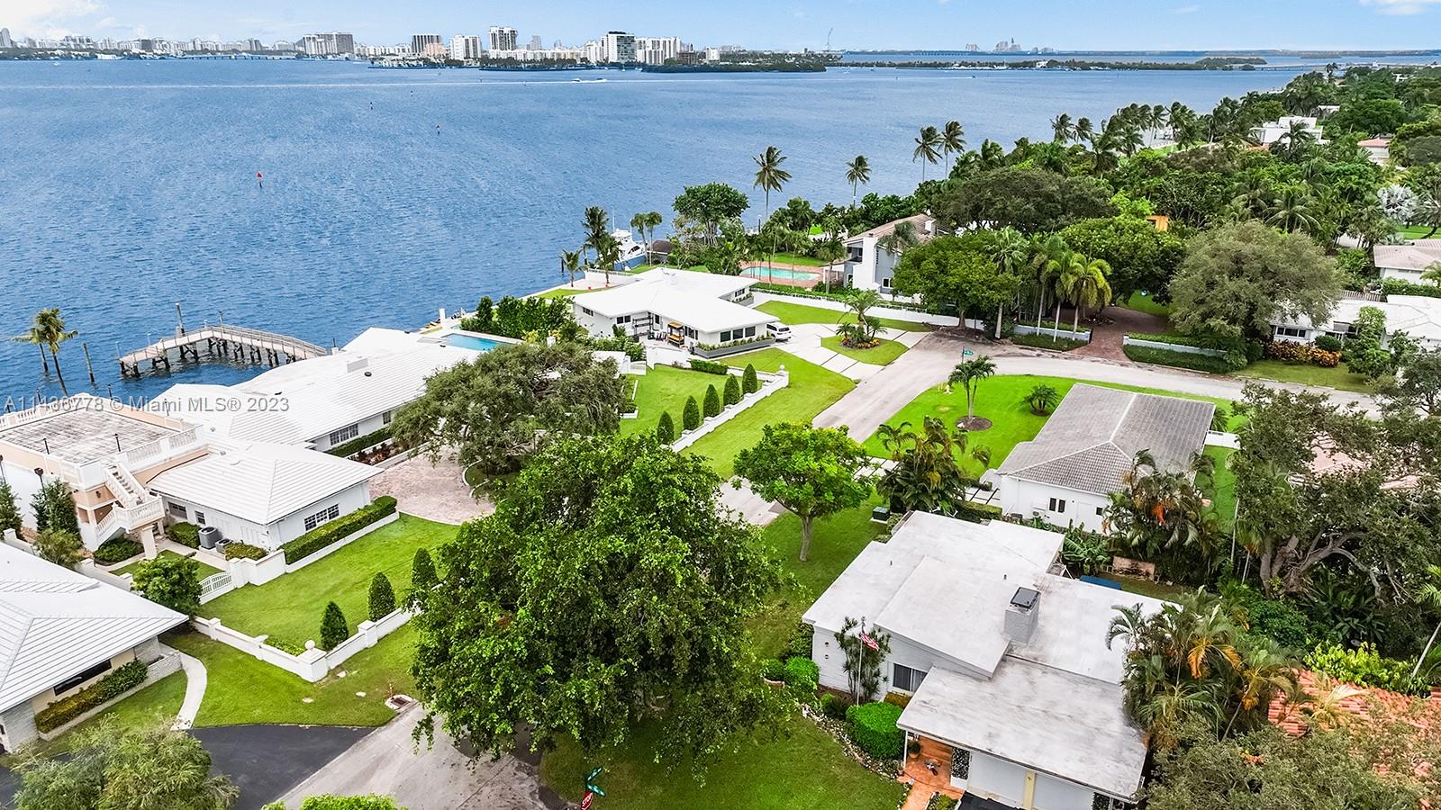 EARLETON SHORES - Residential