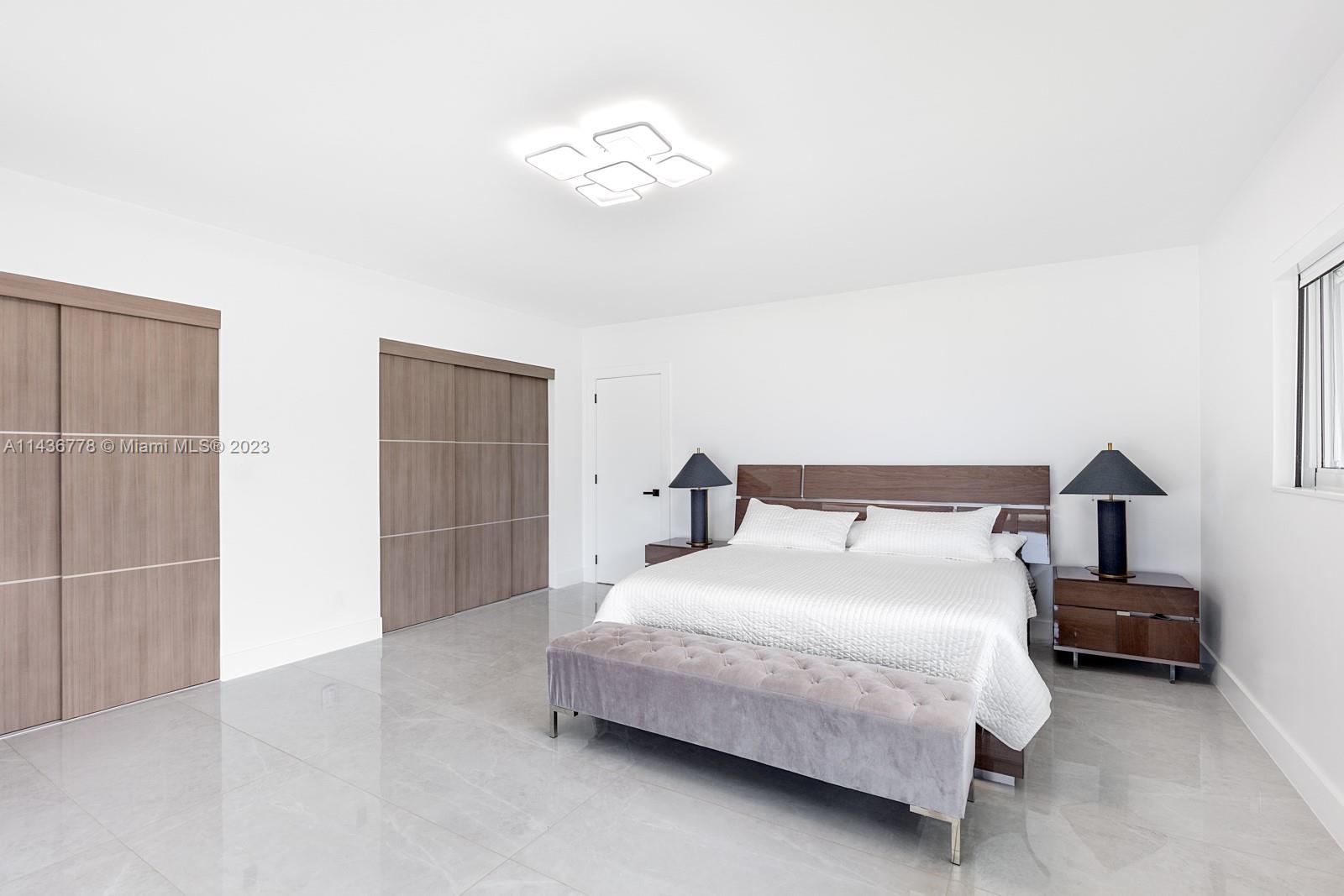 EARLETON SHORES - Residential