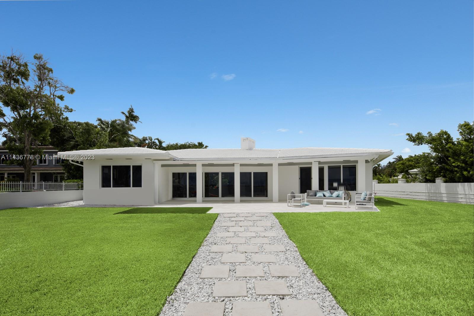 EARLETON SHORES - Residential