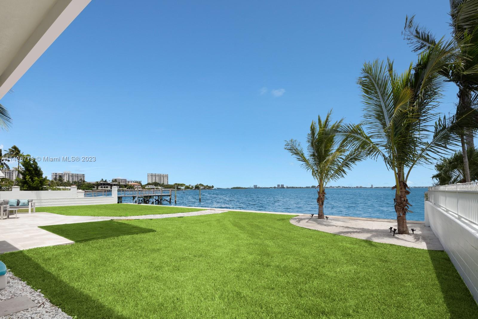 EARLETON SHORES - Residential