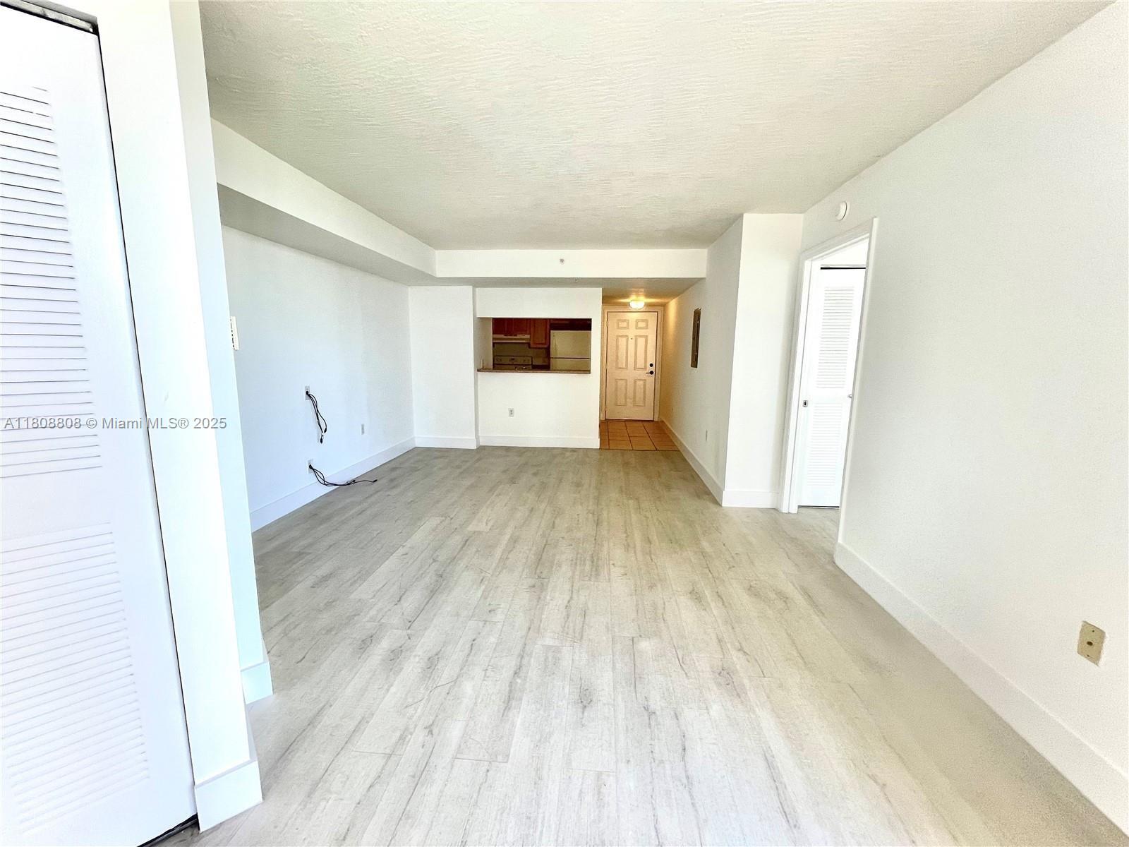 102 Sw 6th Ave 701, Miami, Broward County, Florida - 2 Bedrooms  
2 Bathrooms - 