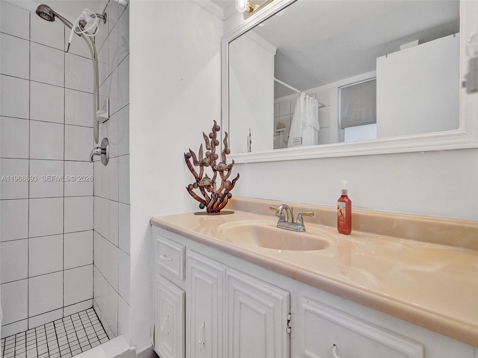 SOMERSET NO SIX CONDO - Residential