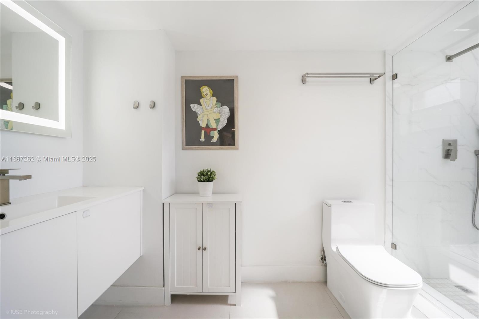 OCEAN VILLAGE CONDO - Residential Lease