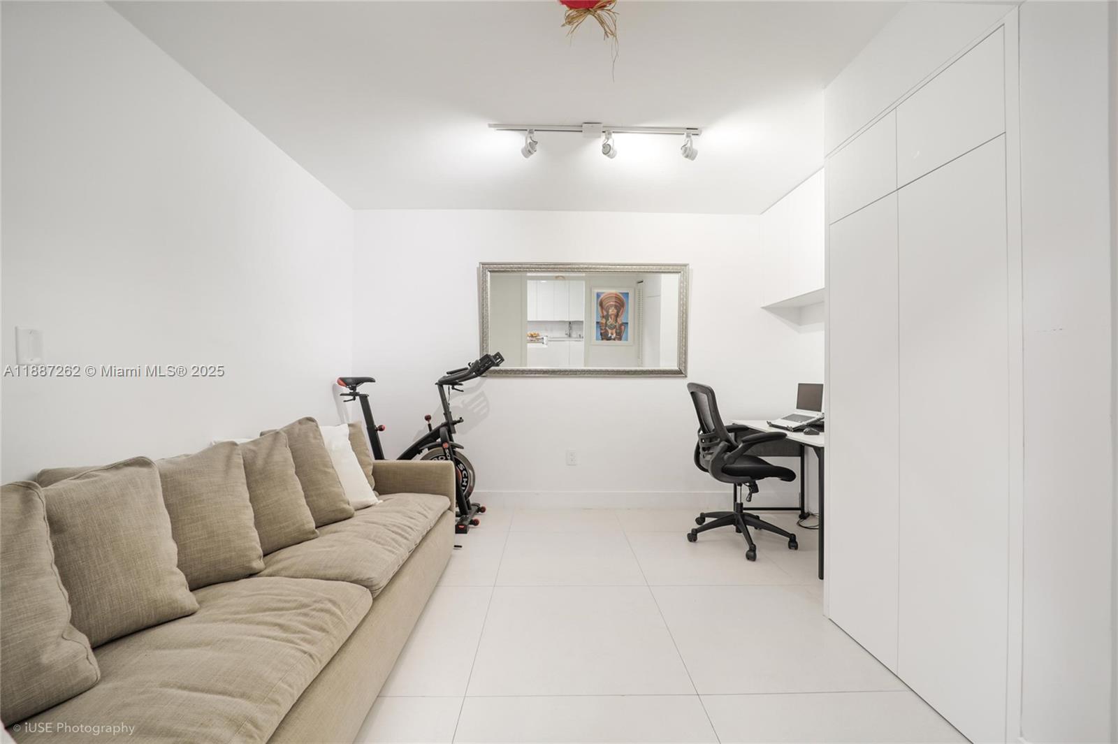 OCEAN VILLAGE CONDO - Residential Lease