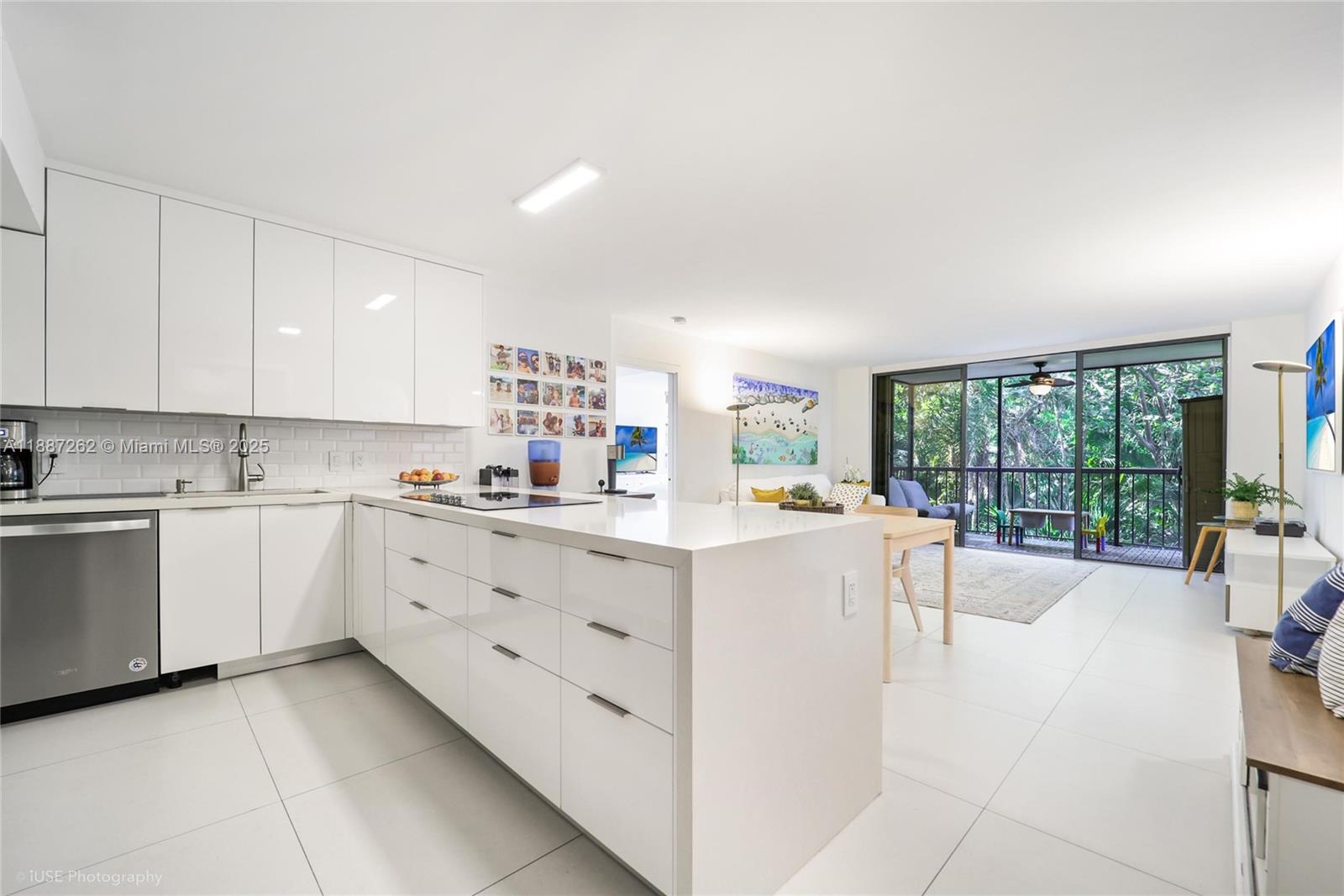 OCEAN VILLAGE CONDO - Residential Lease