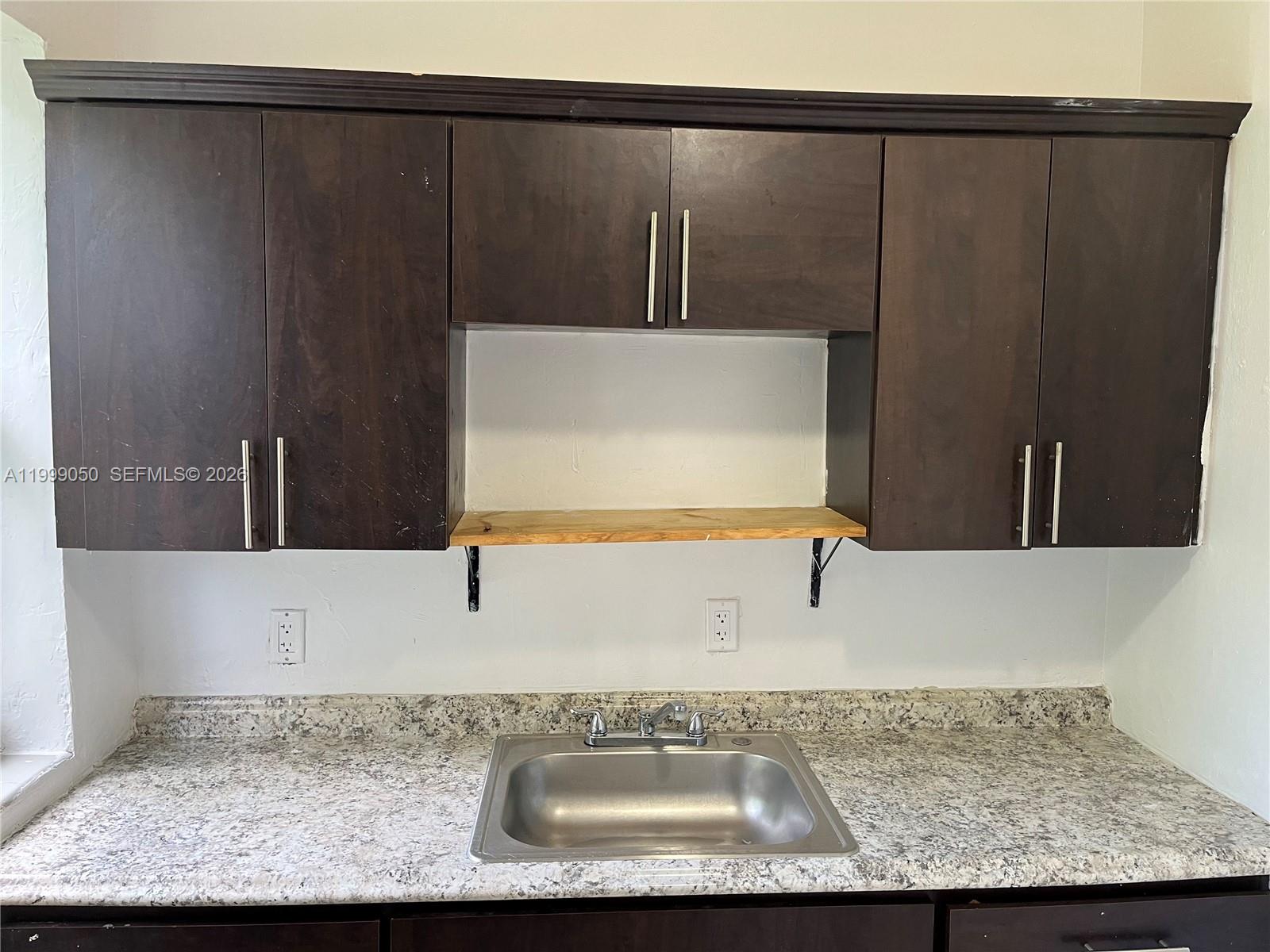 BISCAYNE HIGHLANDS - Residential Lease