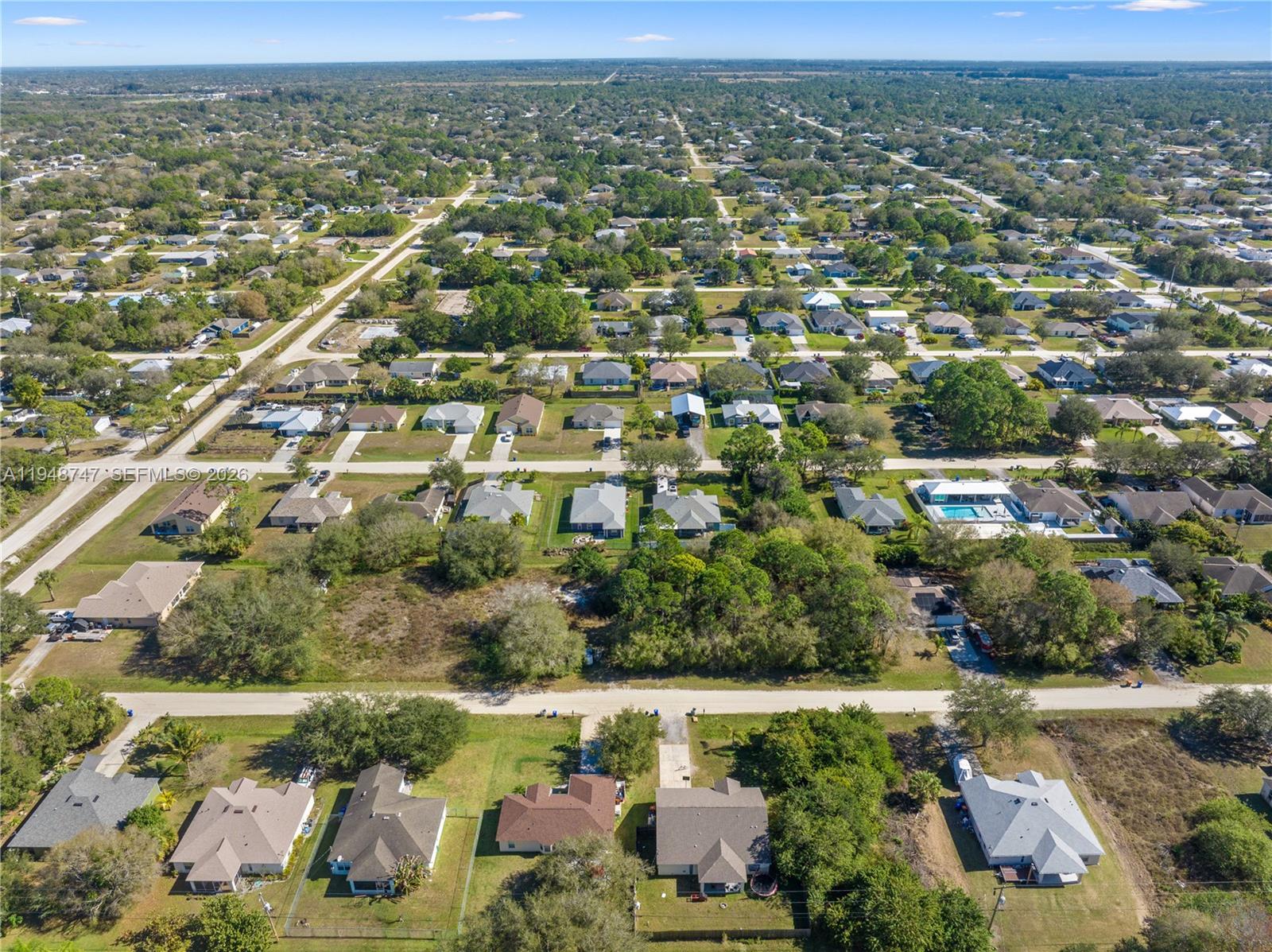 VERO LAKE ESTATES UNIT O - Land