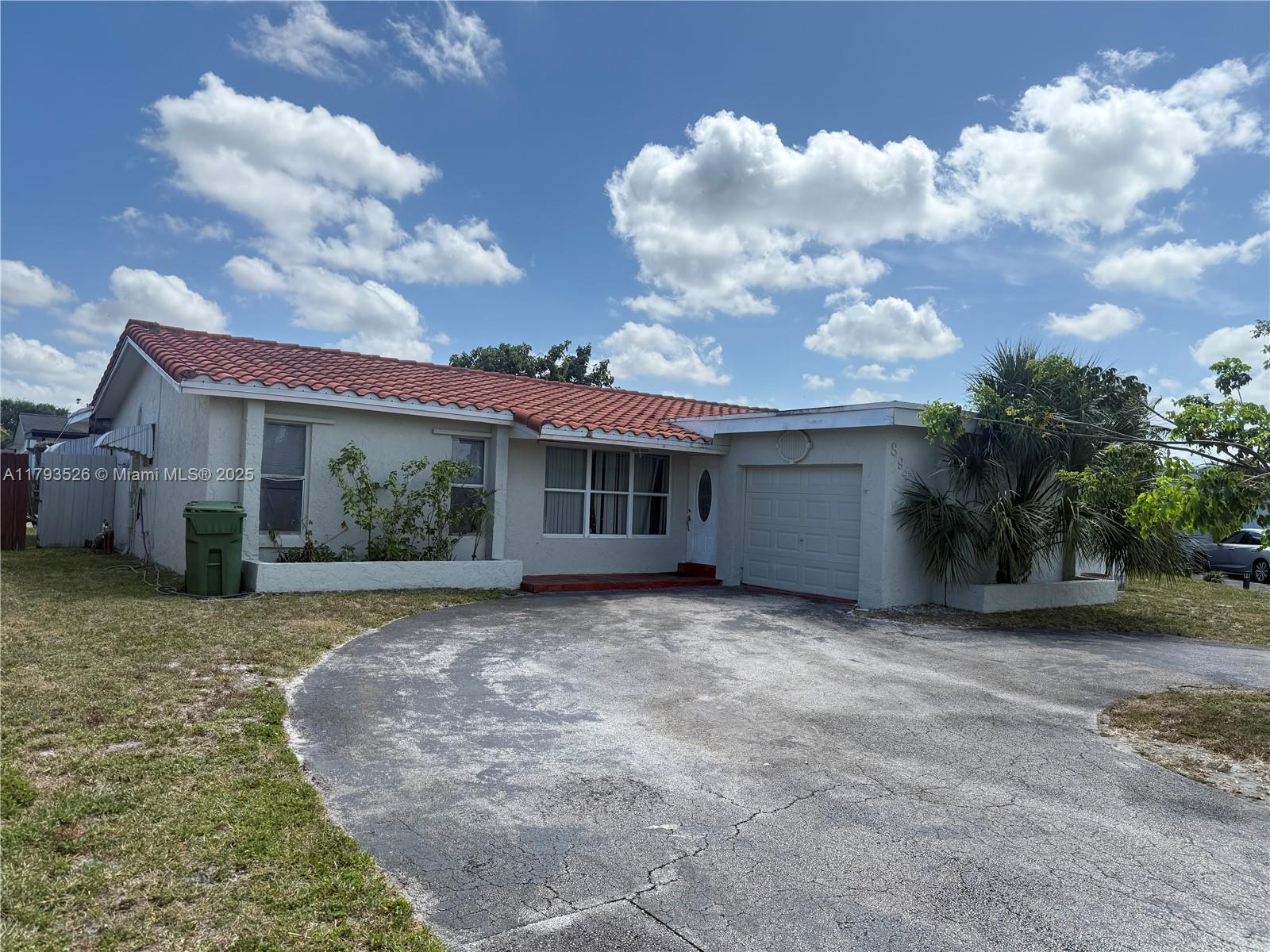8940 Johnson St, Pembroke Pines, Miami-Dade County, Florida - 3 Bedrooms  
2 Bathrooms - 