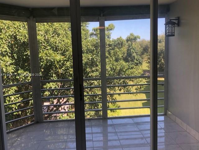 ROLLING GREEN CONDO G - Residential