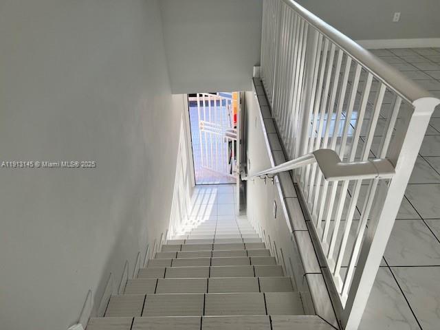 EL PRADO XIV CONDO - Residential Lease