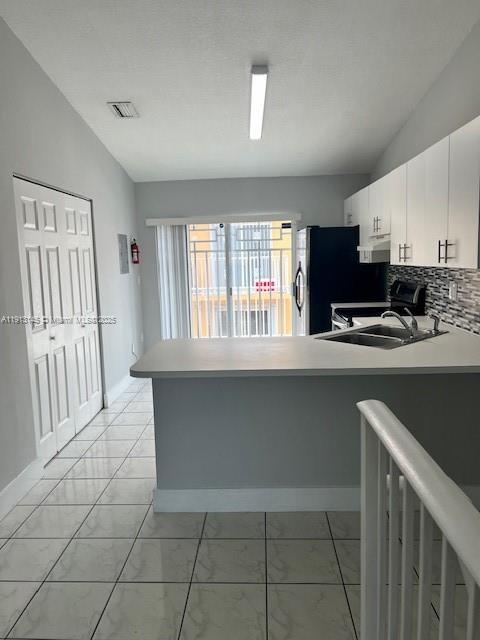 EL PRADO XIV CONDO - Residential Lease