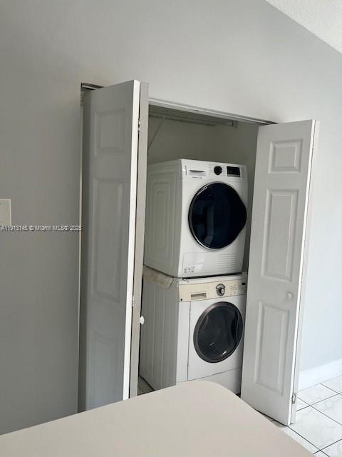 EL PRADO XIV CONDO - Residential Lease