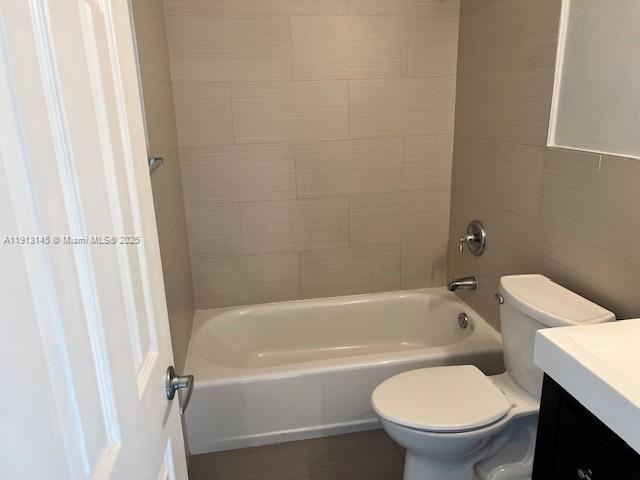 EL PRADO XIV CONDO - Residential Lease