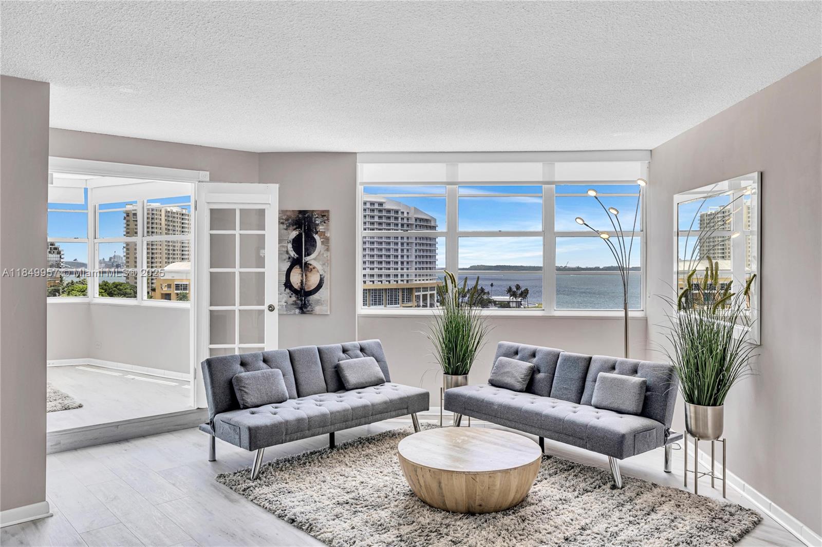 801 Brickell Bay Dr 970