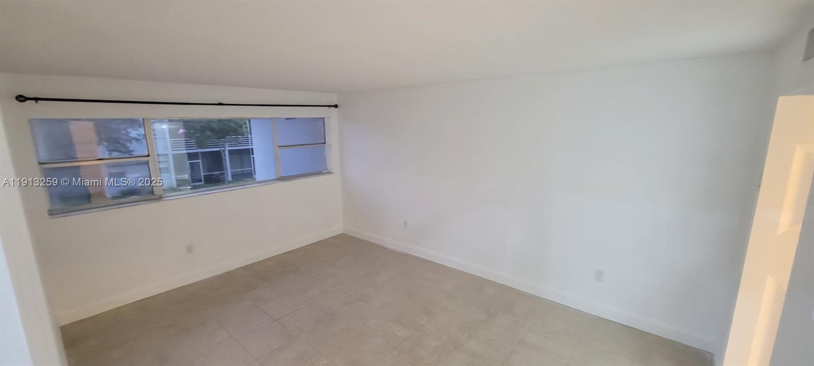 SOUTHGATE GARDENS CONDO - Residential Lease