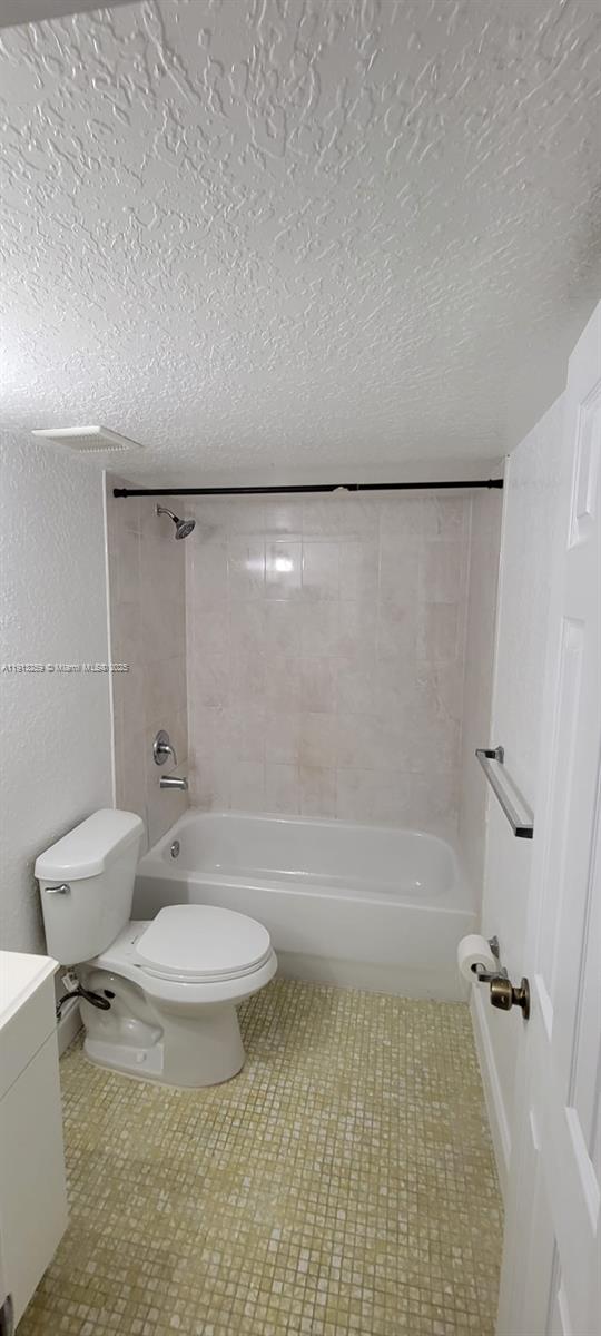 SOUTHGATE GARDENS CONDO - Residential Lease