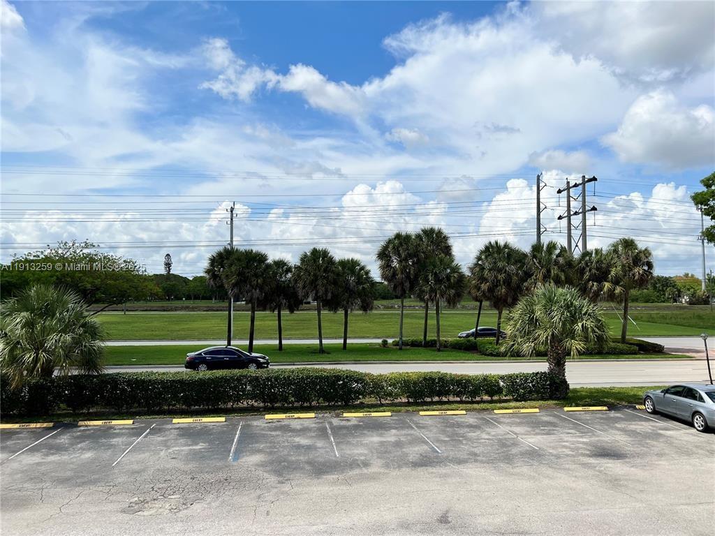 SOUTHGATE GARDENS CONDO - Residential Lease