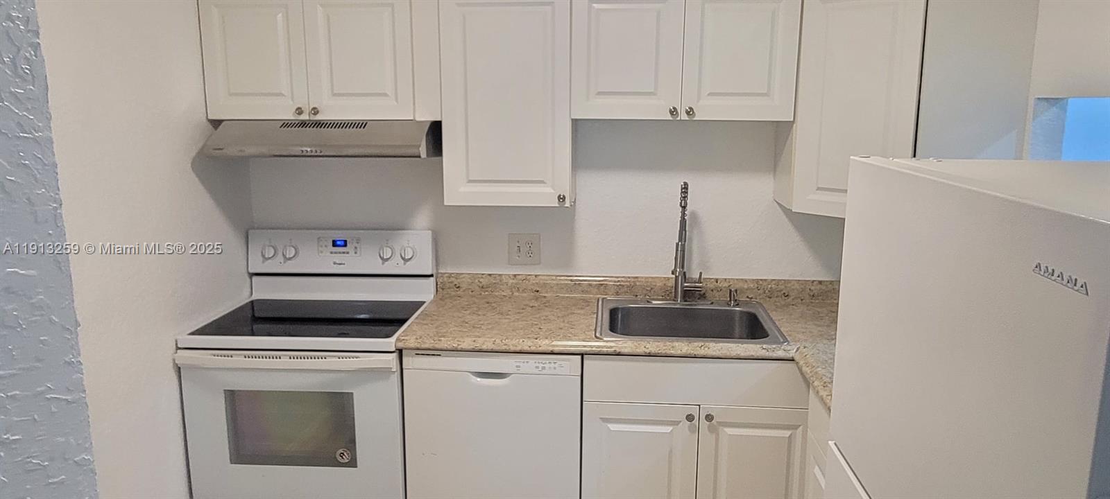 SOUTHGATE GARDENS CONDO - Residential Lease