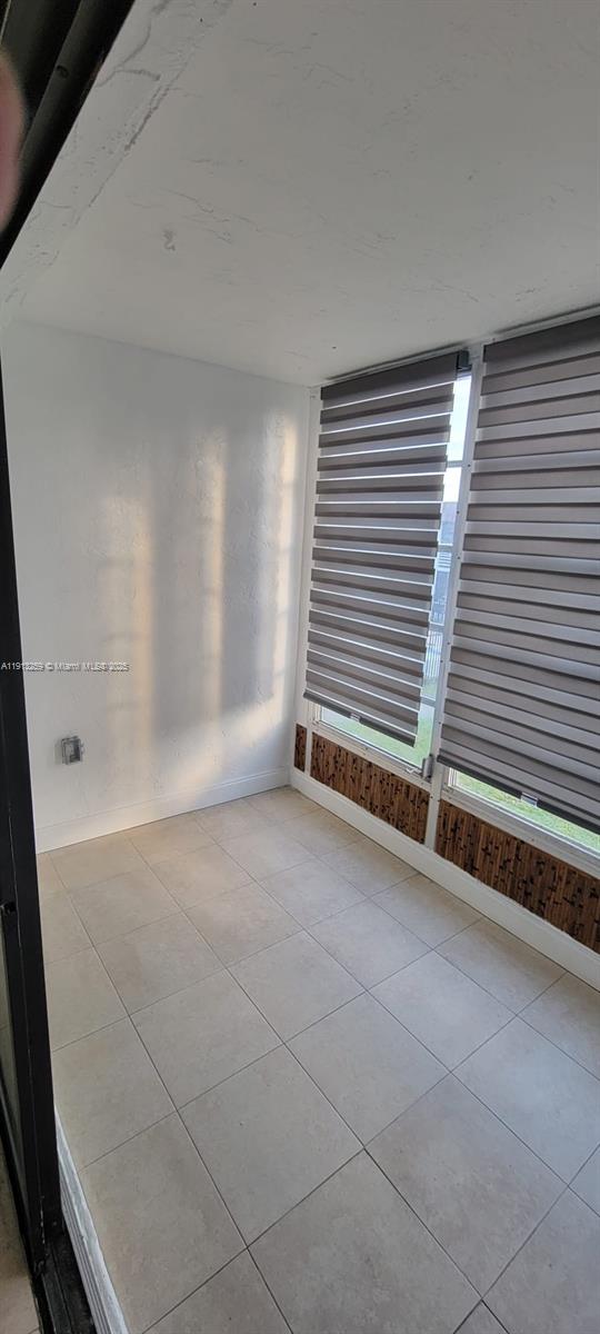 SOUTHGATE GARDENS CONDO - Residential Lease