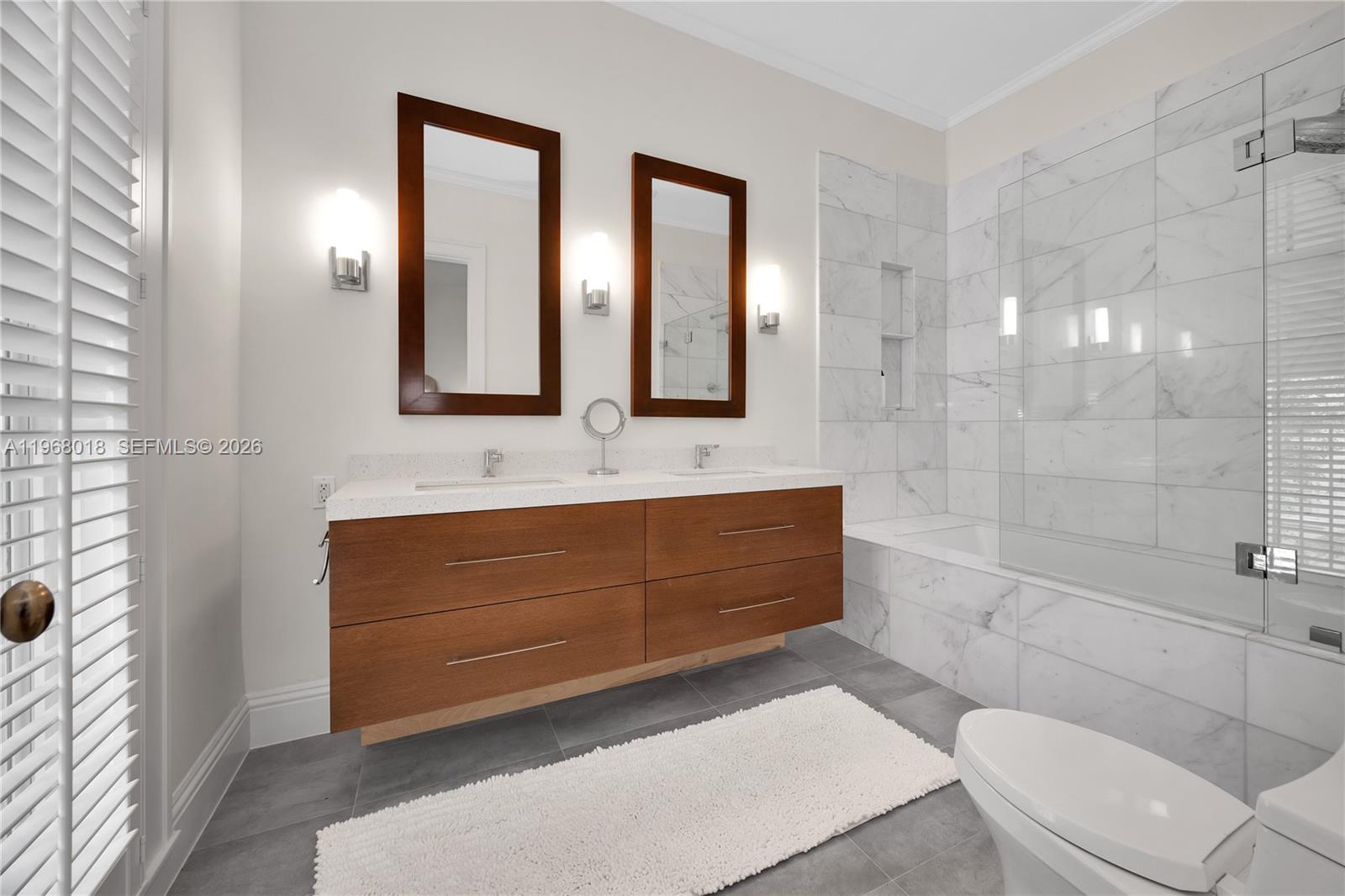 ALMERIA REPLAT - Residential